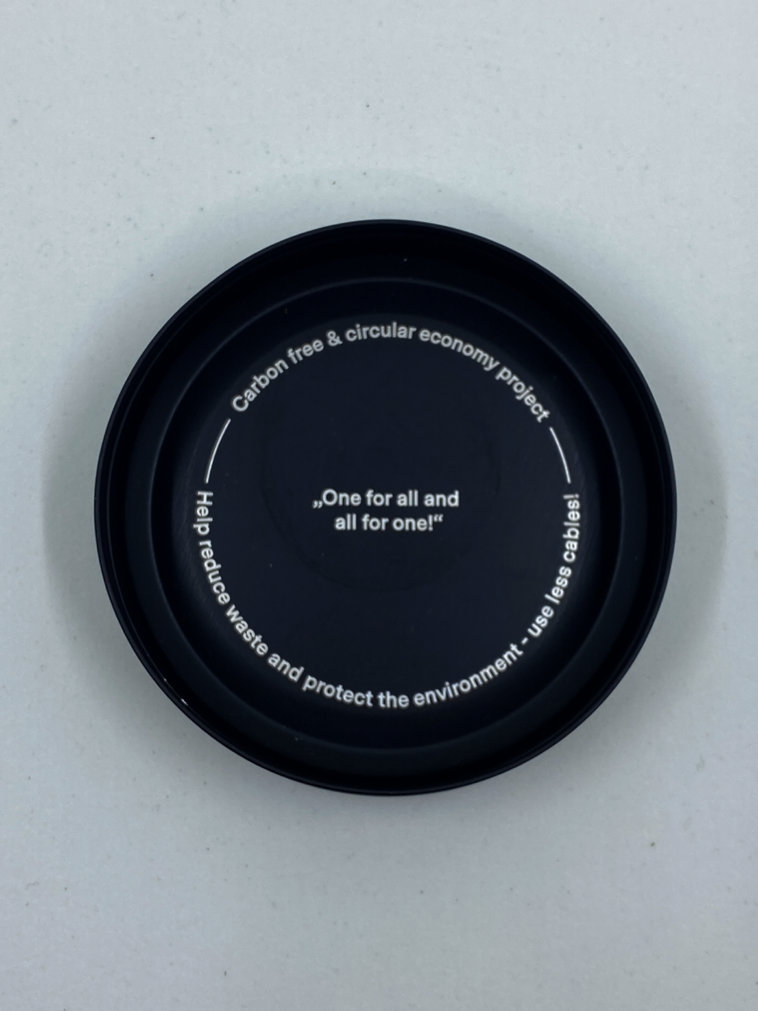 Datagnan - 100W magnetic USB-C universal charging cable for fast charging with data transfer and 3 connectors (USB-C, Lightning, USB Micro)